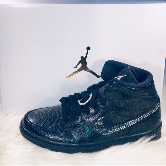 Jordan | Shoes | Jordan Mid Snakeskin 